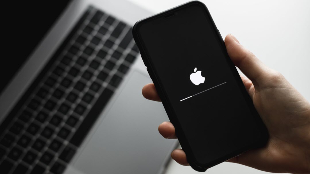 أبل  تسحب تحديث iOS 17.3 التجريبي بسبب مشكلة تعطل هواتف آيفون